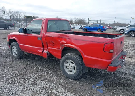 2000 Chevrolet S-10 Ls from USA, damaged, VIN 1GCDT14W1YK100119